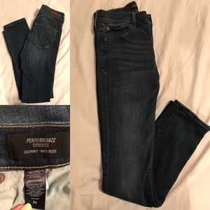 Performance Stretch Skinny Mid-rise Express Jeans